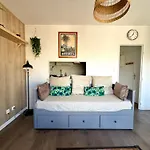Rosario’ Port D'hyères - Air-conditioned&wifi Appartement *