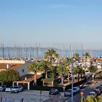 Daire Rosario' Port D'hyeres - Air-conditioned And Wifi *