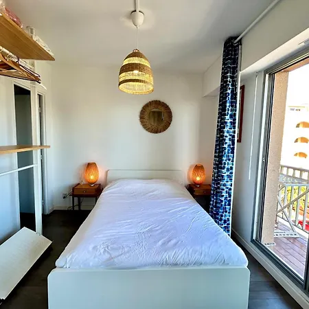 Apartment Rosario' Port D'hyeres - Air-conditioned And Wifi *