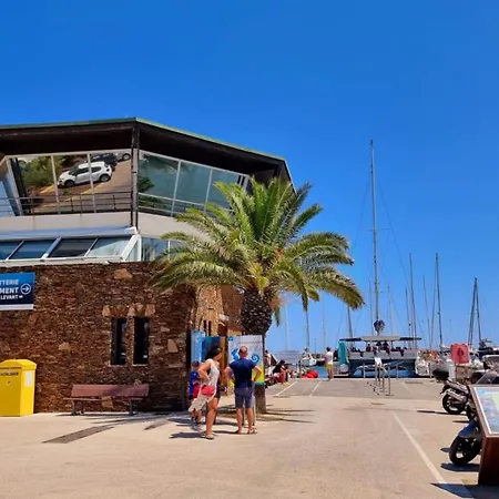 Apartment Rosario' Port D'hyeres - Air-conditioned And Wifi
