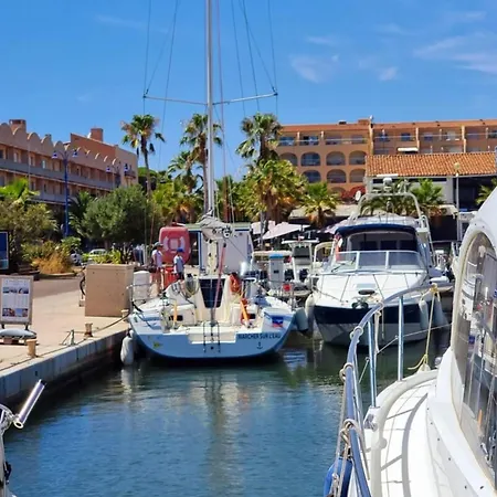 Apartment Rosario' Port D'hyeres - Air-conditioned And Wifi *