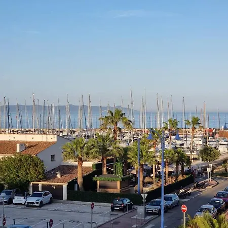 Apartment Rosario' Port D'hyeres - Air-conditioned And Wifi *