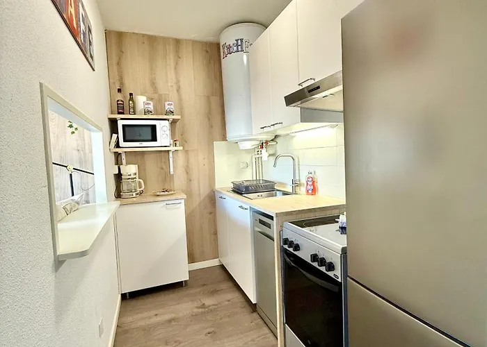 Rosario' Port D'hyeres - Air-conditioned And Wifi * Hyères