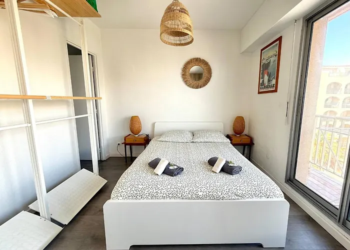 Rosario' Port D'hyeres - Air-conditioned And Wifi Hyères